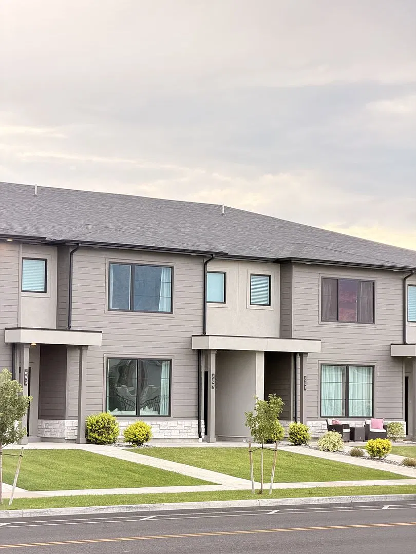 Furnished Modern Townhome in American Fork | Utilities & Wi-Fi Included — Photo 1