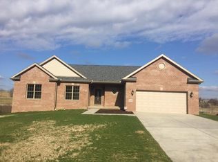 1116 Cross Creek Dr, Uniontown, PA 15401