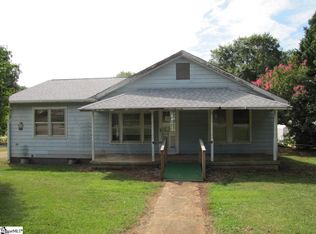 1611 Springfield Rd, Boiling Springs, SC 29316