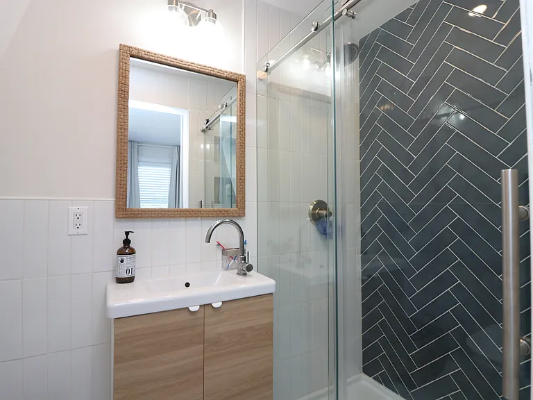 114 N Portland Ave #WINTER RENTAL — Photo 18
