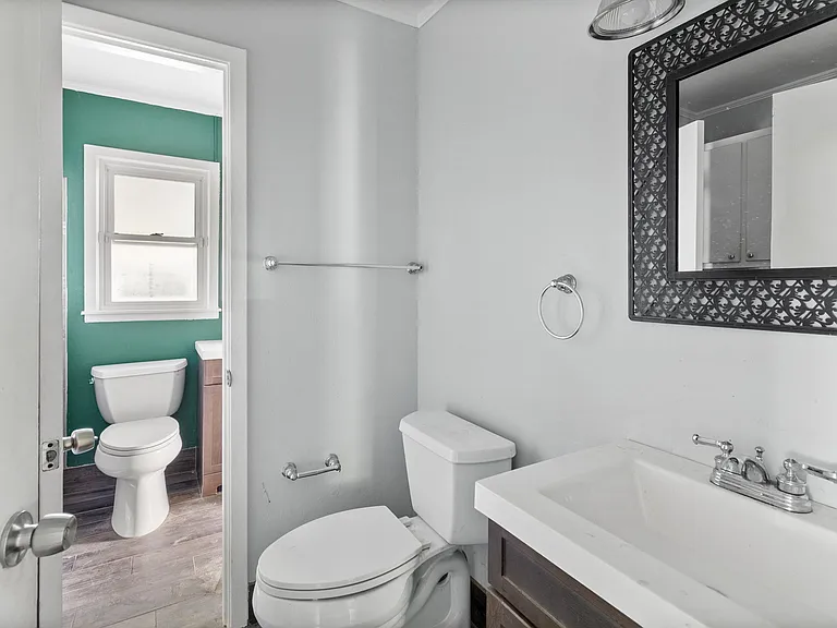 2815 Skycrest Dr — Photo 10