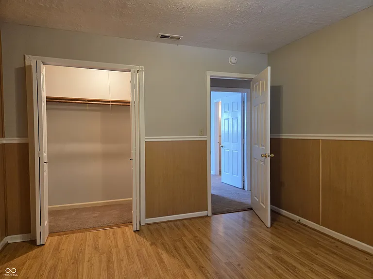 3845 Asbury St — Photo 17