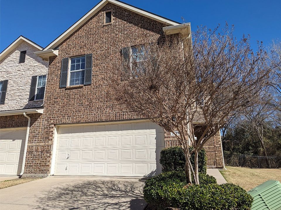 1st image of 2945 Muirfield Dr