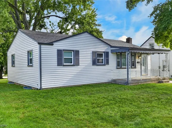 519 Creed St, Struthers, OH 44471
