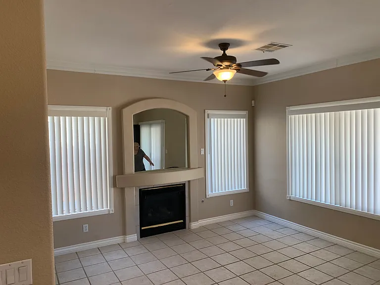 7484 Frontier Ranch Ln — Photo 6