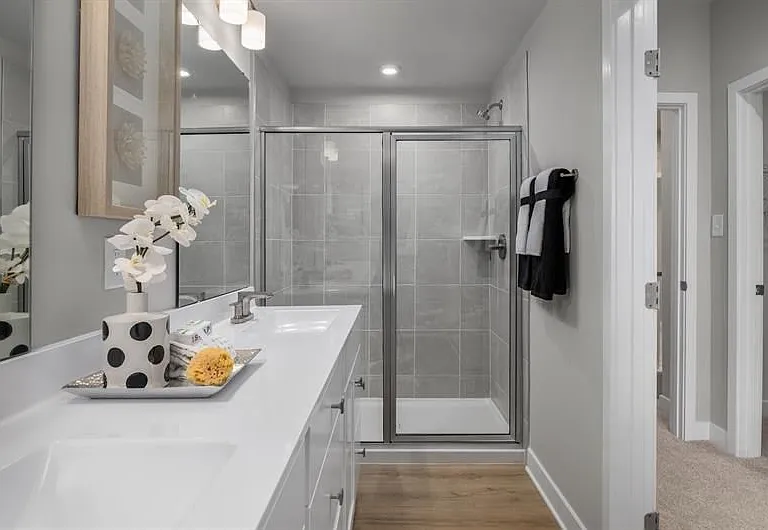 7966 Williamson Blvd — Photo 35