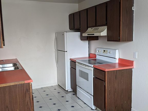 5th image of 680 136th Ave
