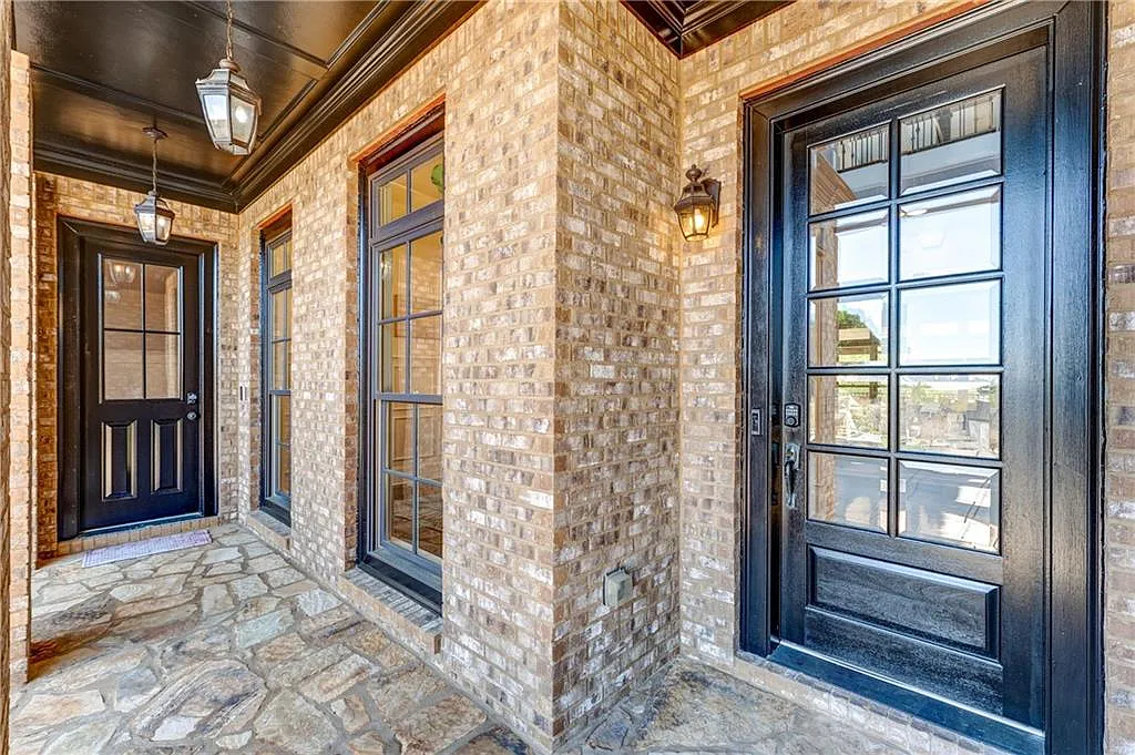 6 bed, 6.0 bath, 6636 sqft, $7,000 — Photo 4