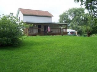 6684 E 76th St, Newaygo, MI 49337