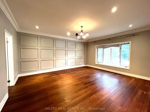 32 Belvedere Dr, Oakville, ON L6L 4B6