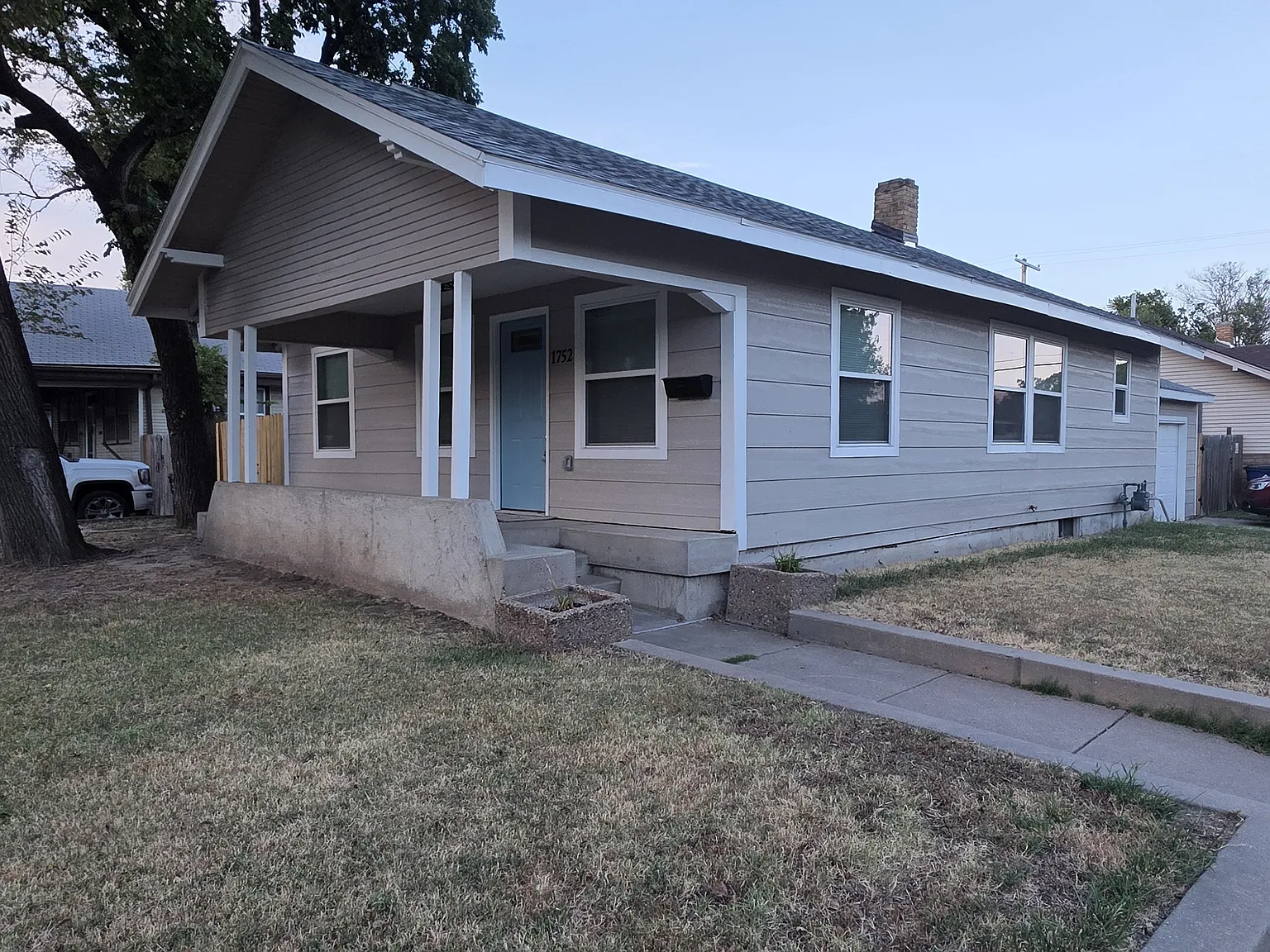 3 bed, 1008 sqft, $1,100 — Photo 2