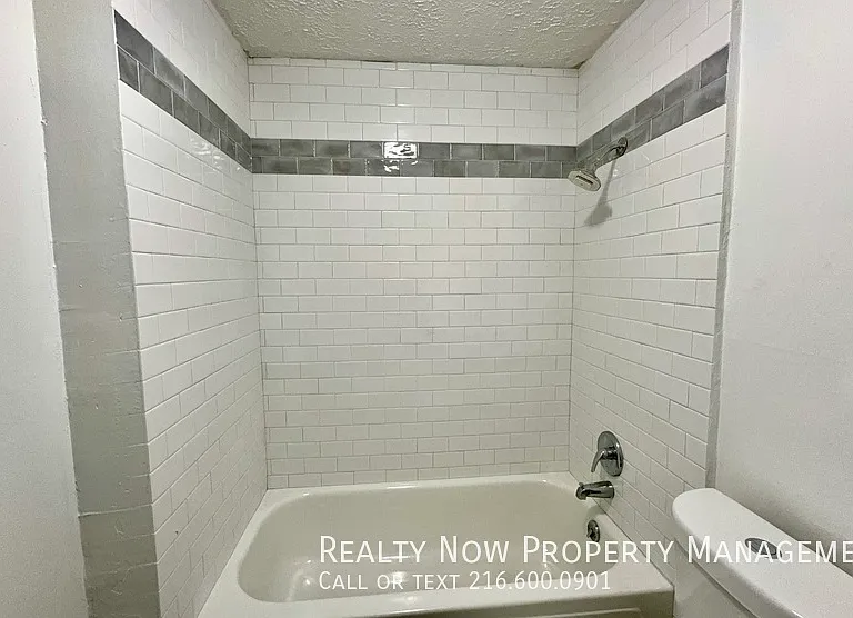 2201 Oakdale Rd #1 — Photo 6