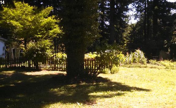 5th image of 22 Leslie Ln