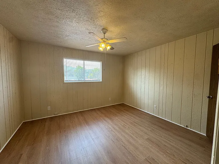 240 NE Suksdorf St — Photo 12
