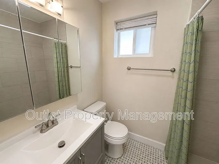 129 E Concord St #5 — Photo 6