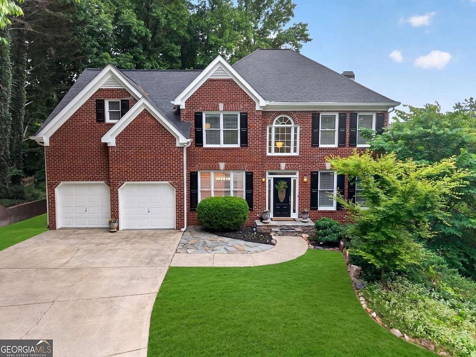 1st image of 641 Phlox Way NW