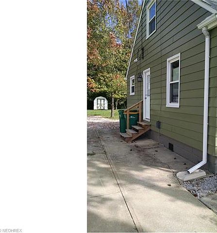 2nd image of 676 Cedarbrook Dr