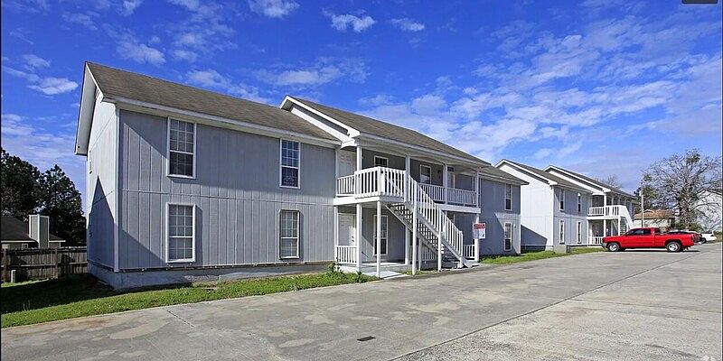 1st image of 1469 Green St #B3