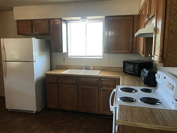5th image of 1112 Nicolasa Dr