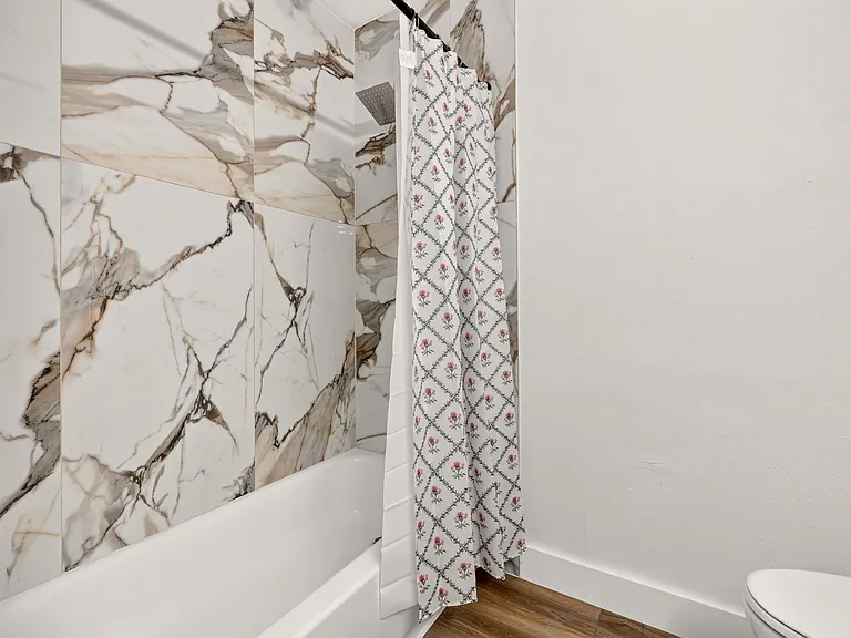 705 NW 64th Pl — Photo 31