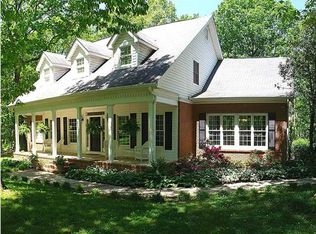 2913 Kell Rd, Signal Mountain, TN 37377