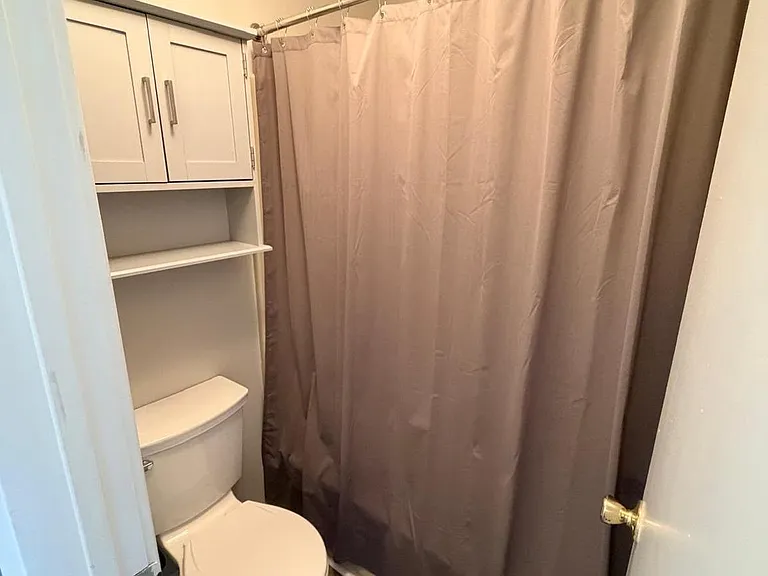 2202 Sandra Rd — Photo 25