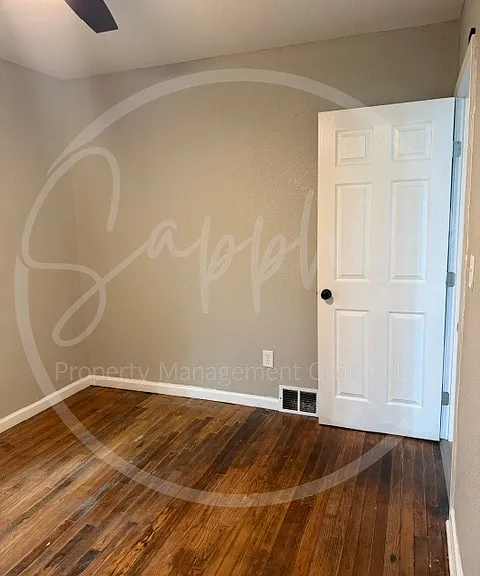 7411 Montgall Ave — Photo 12