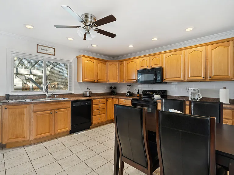 2159 Freestone Ct — Photo 9