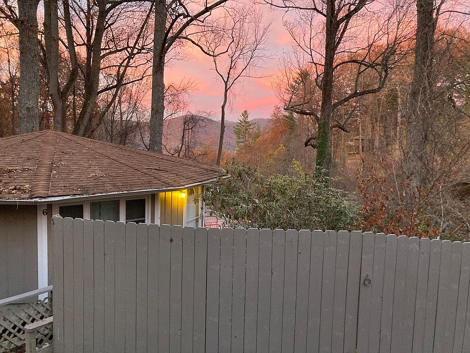 2nd image of 6 Hope Cir