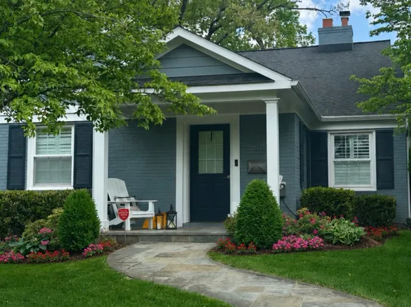 8805 Lowell Pl, Bethesda, MD 20817