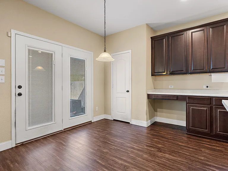 2950 E Old Settlers Blvd #29 — Photo 11