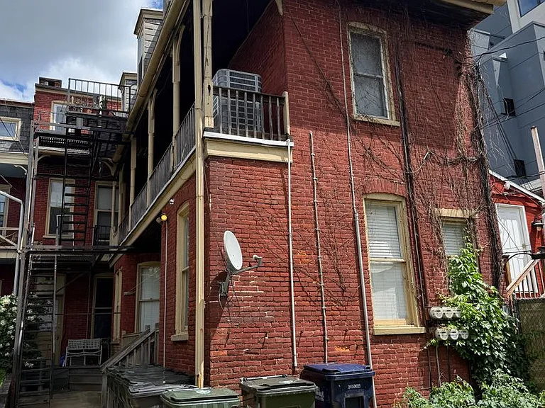 130-132 N Prince St — Photo 16