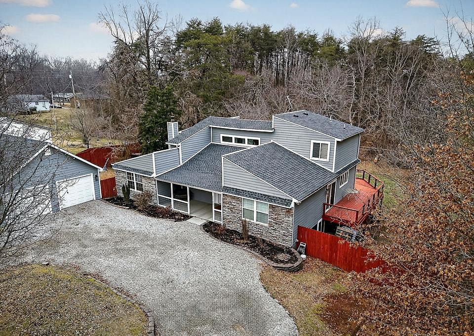 1st image of 5036 Village Rd