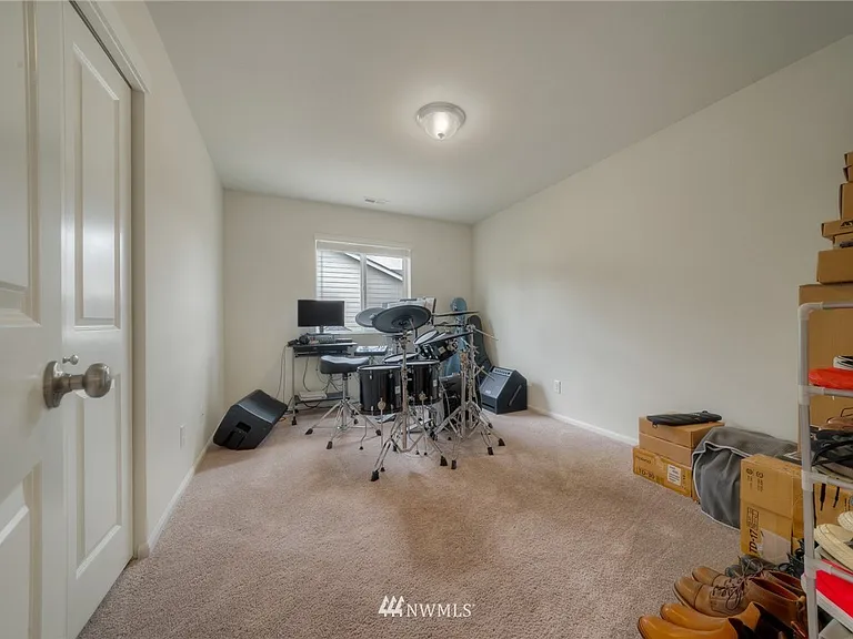 19017 110th Avenue Ct E — Photo 17