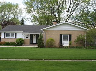 7314 Bunker Rd, Darien, IL 60561