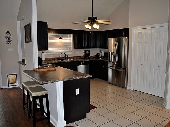 Kitchen with Bar