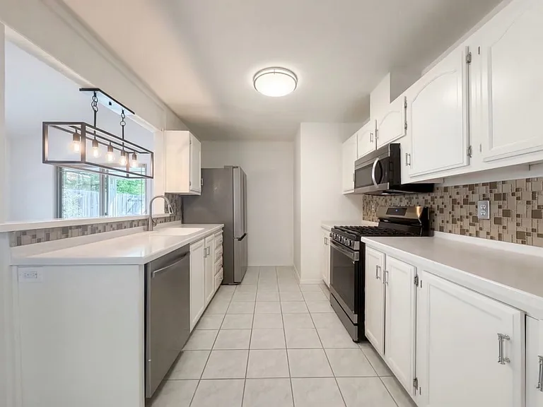 7224 Regard Way — Photo 14