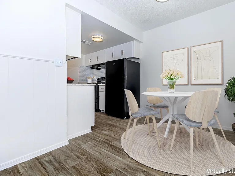 Palisade Park Aparments — Photo 57