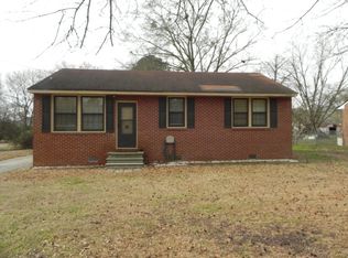 595 Forest Knolls Rd, Goldsboro, NC 27534