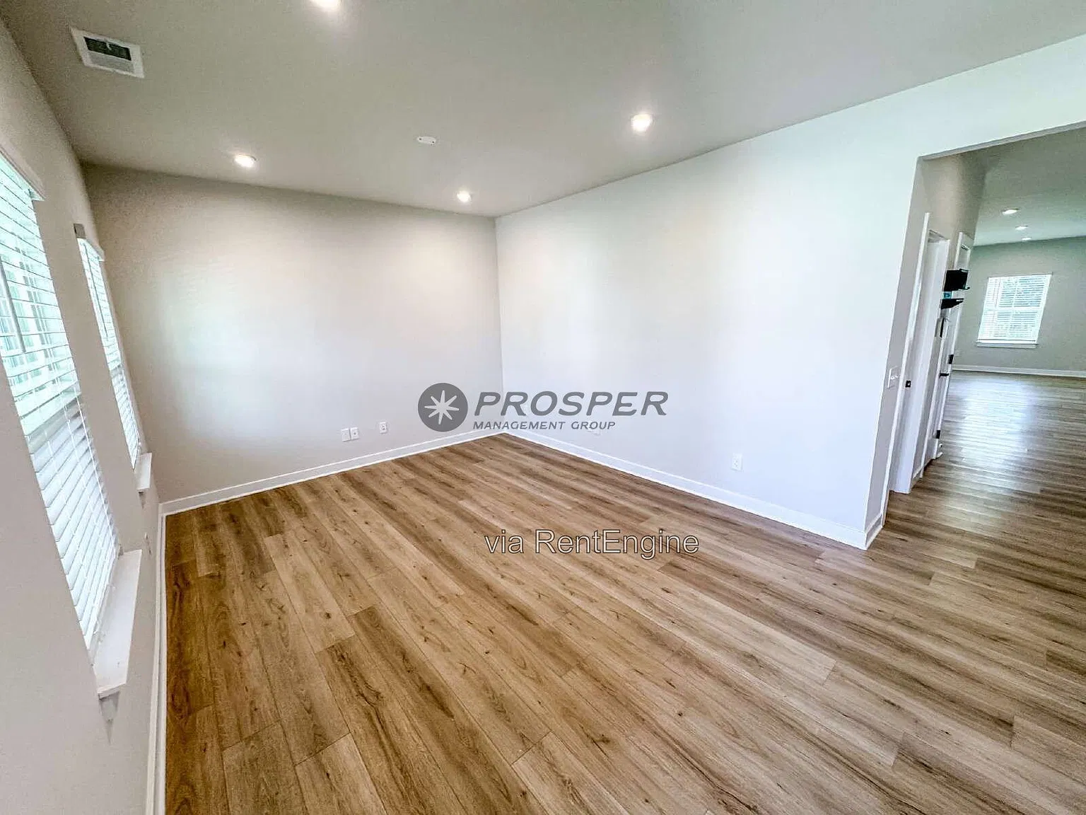 4 bed, 3.5 bath, 2907 sqft, $2,250 — Photo 3
