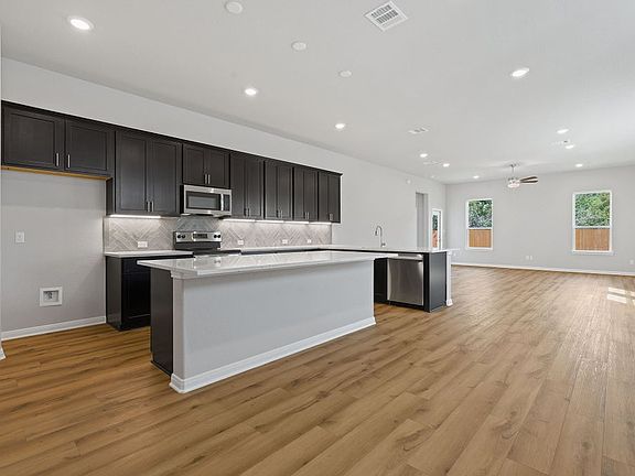 5th image of 3116 Canyon River Ln