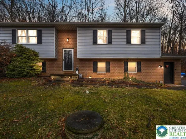 147 Smoketown Rd, Mertztown, PA 19539