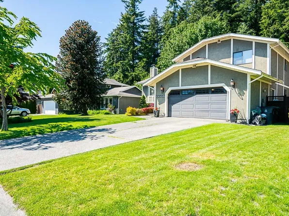 14449 19a Ave, Surrey, BC V4A 6X3