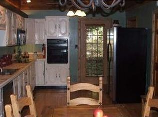 1054 Blue Ridge Dr, Sautee Nacoochee, GA 30571