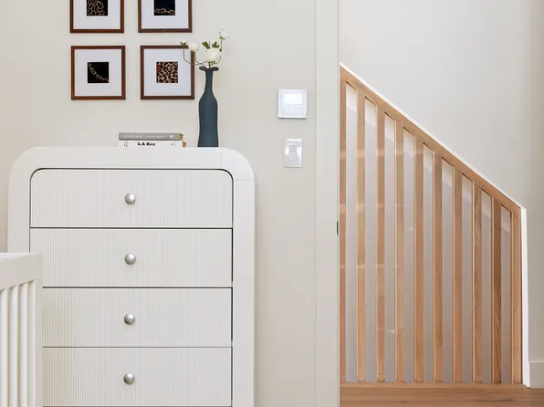 668 Baltic Street image 15 of 21