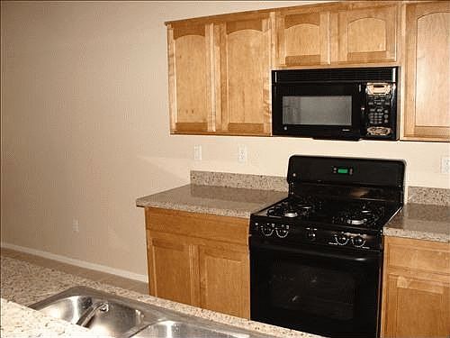 2nd image of 5855 Valley Dr Unit 2146