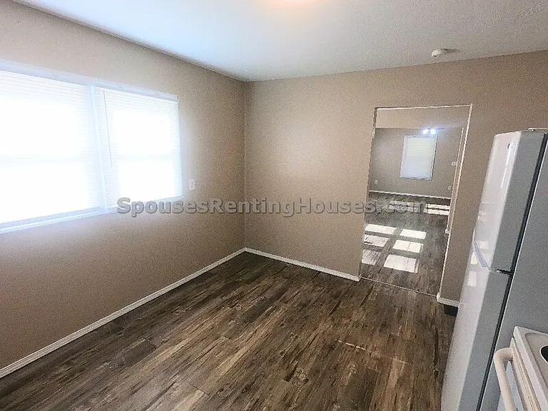 4017 E 11th St #1 — Photo 7