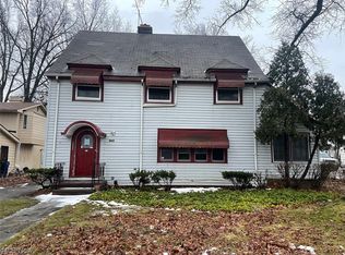 3085 Albion Rd, Cleveland, OH 44120