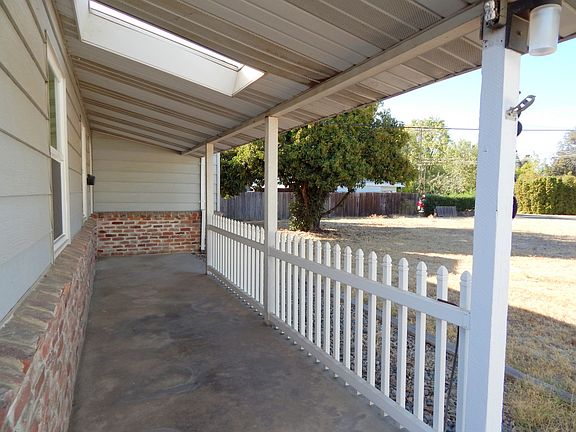 2nd image of 3820 Edison Ave