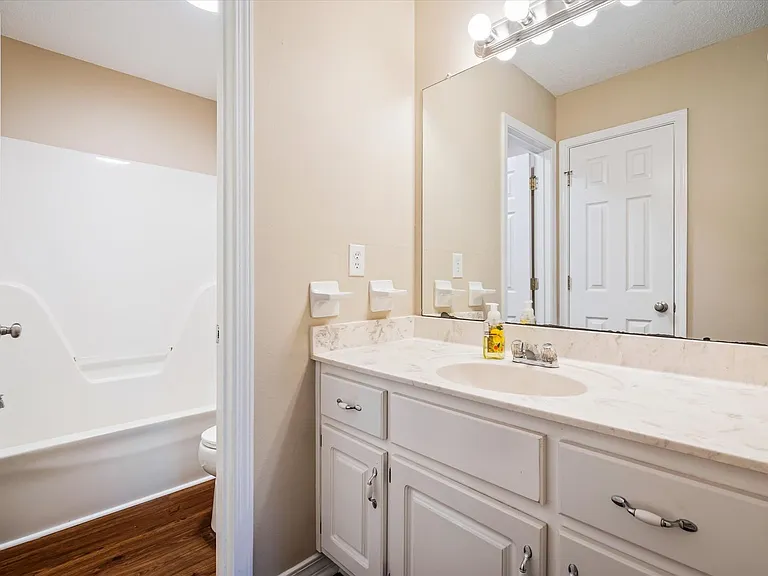 7245 Pecan Terrace Dr — Photo 15